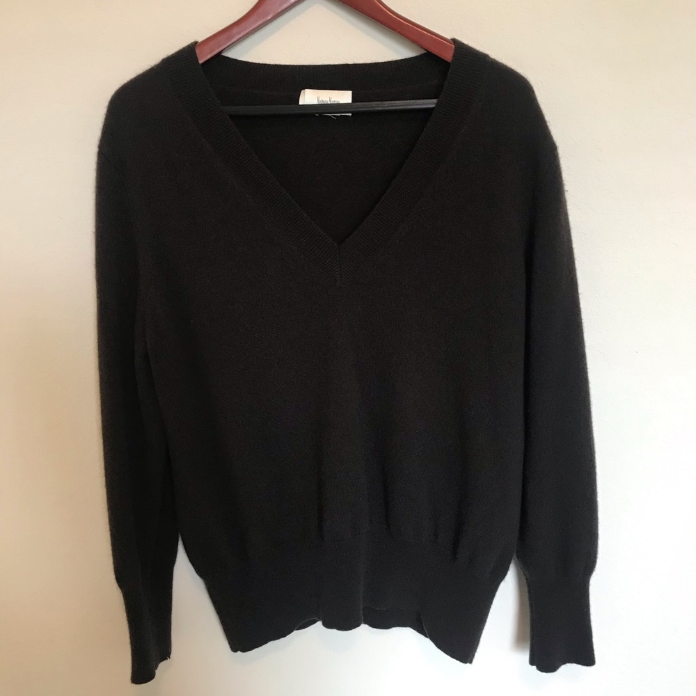Neiman Marcus cashmere sweater